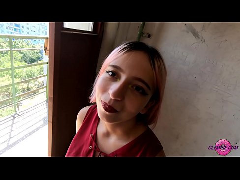 ❤️ Studentin saugt einen Fremden im Outback - Sperma auf seinem Gesicht Super porn bei de.hentai-for.ru ❌❤